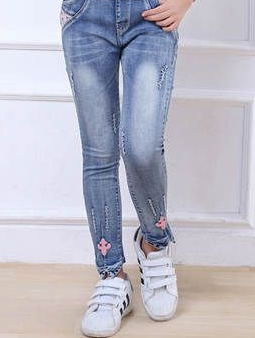 Lotes de Jeans para niñas | DFOC International Corp.
